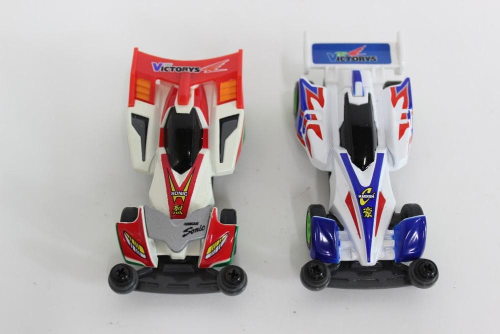 ◇トミカ 爆走兄弟レッツ＆ゴー TRFビクトリーズ 1セット 08128 - メルカリ