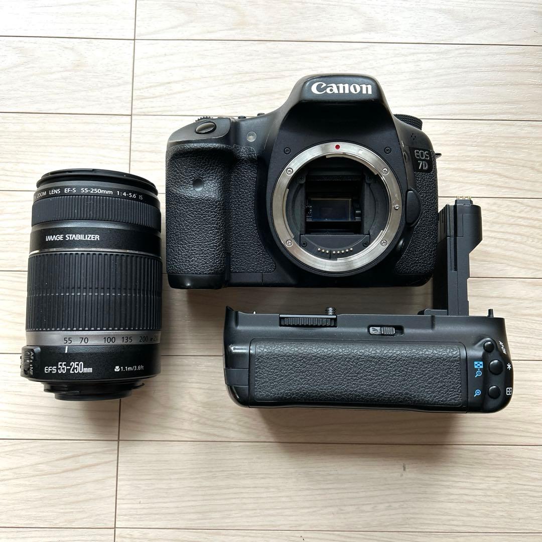 Canon EOS 7D レンズ バッテリーグリップ付き デジタル一眼レフカメラ CANON EOS 7D ボディ 価格比較 - 価格.com
