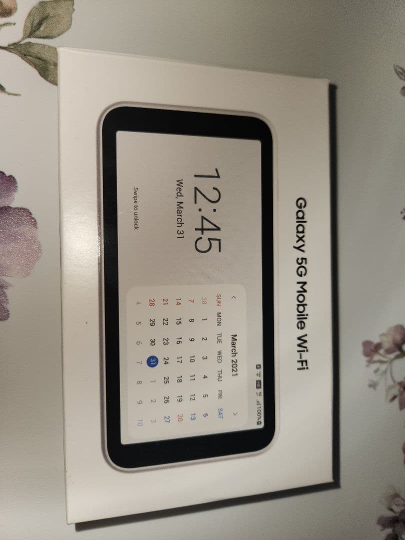 Galaxy 5G Mobile Wi-Fi SCR01 ホワイト - メルカリ