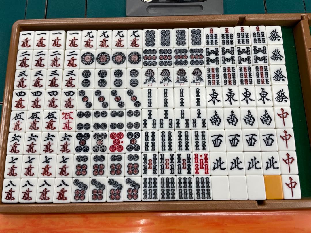 麻雀牌　アモス　黄青 アルティマ、レックス 全自動麻雀卓用麻雀牌 楽天市場】麻雀牌 全自動麻雀牌 【アモスレックス3】 青色・黄色2面1