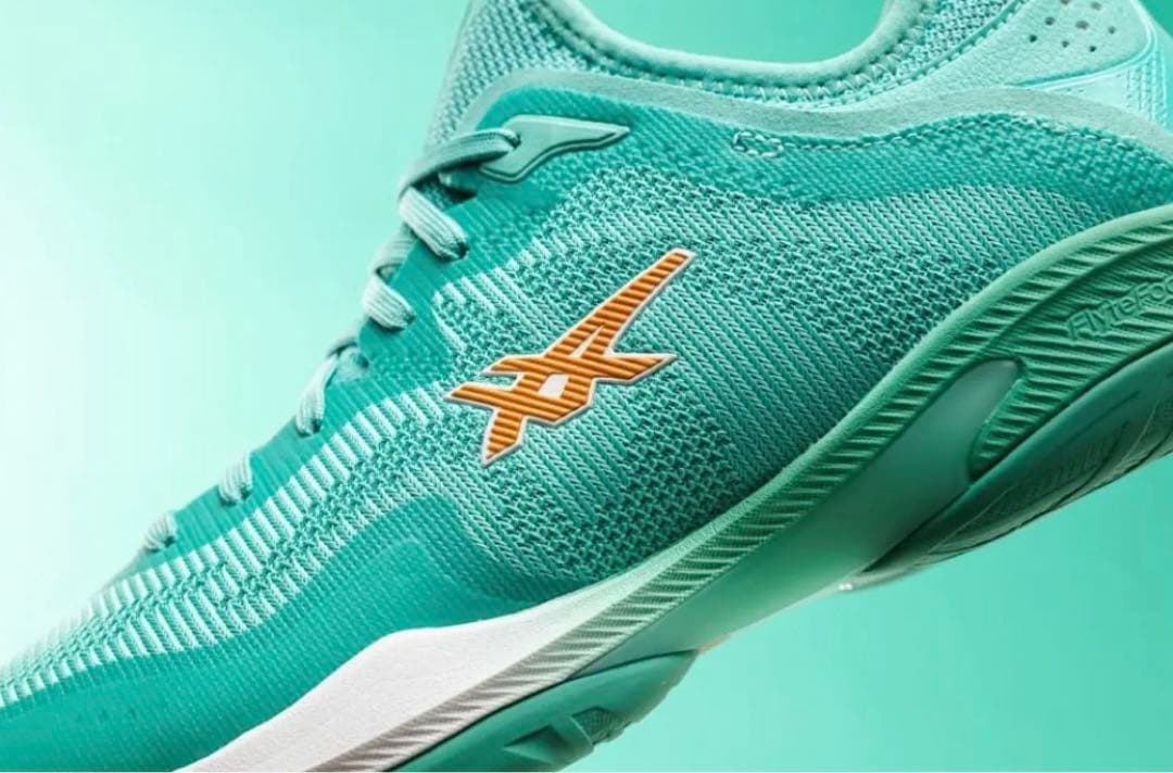 新品】日本未発売asics glide nova ff3 28cm台湾限定 - メルカリ