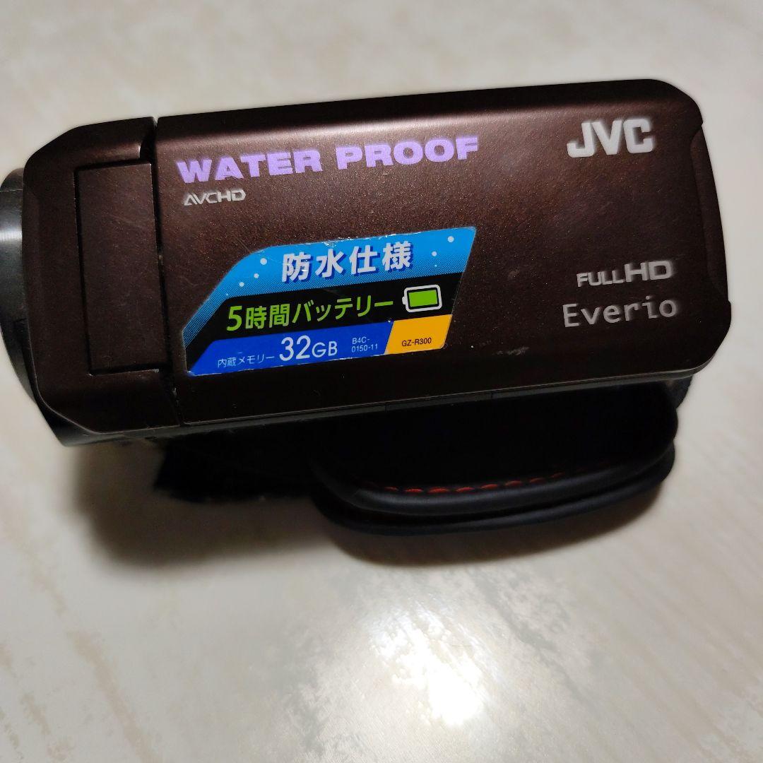 ビデオカメラ JVC Everio GZ-R300 JVC Everio GZ-R300-W [ホワイト] 価格比較 - 価格.com