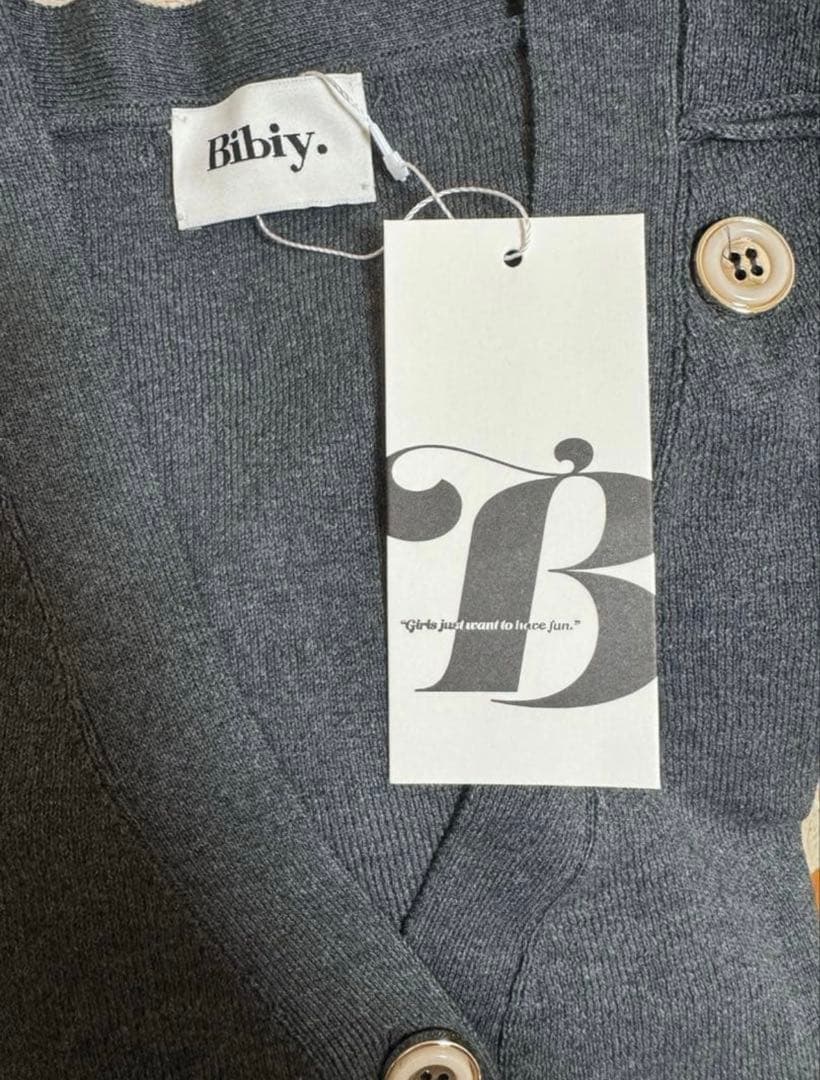 BIBIY. DINER CARDIGAN タグ付き 即日発送可 - メルカリ