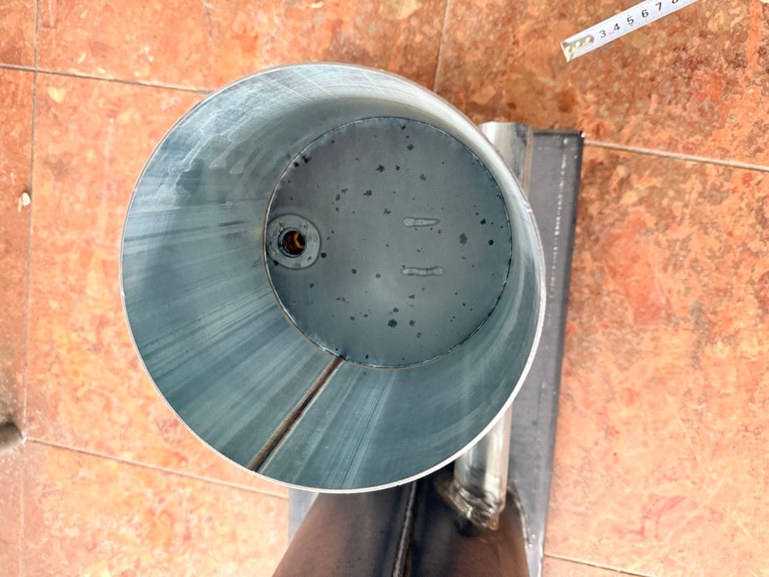 廃油ストーブ 耐熱塗装無し 送風機付き - メルカリ