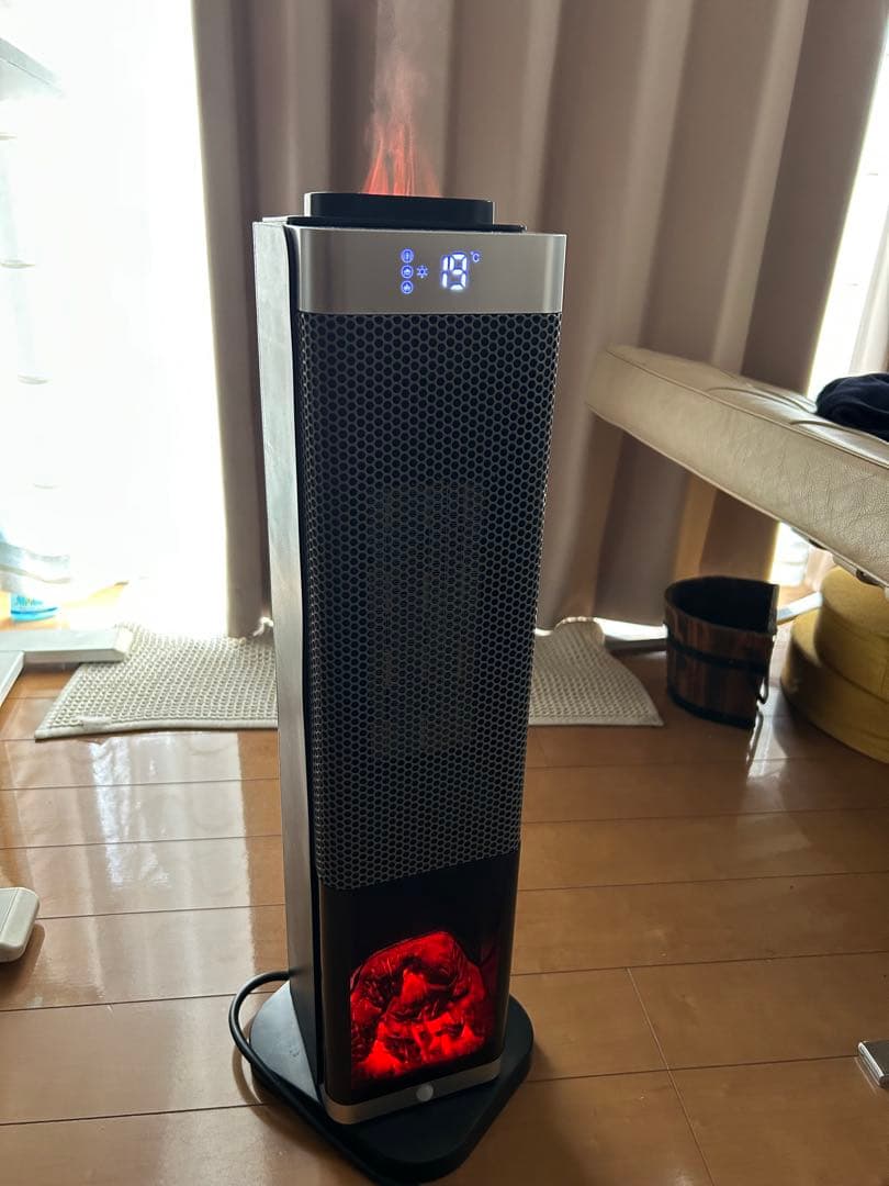 新品未使用、加湿器付きセラミックヒーター lcht08.jpg