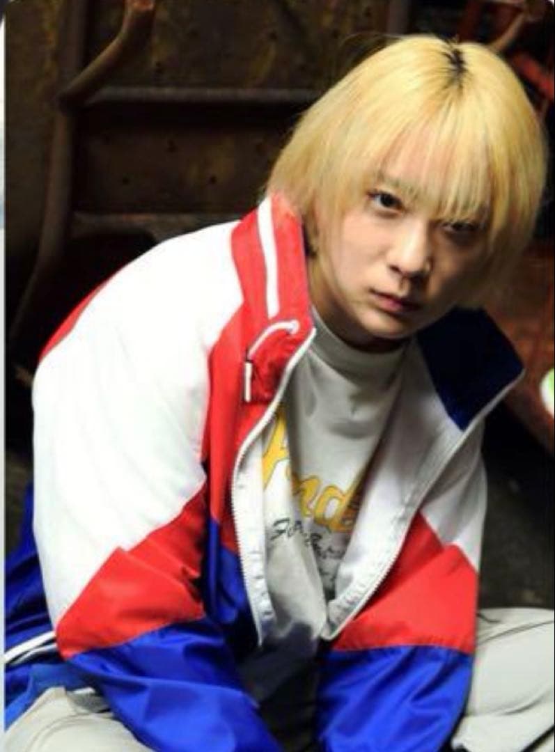 NIKE ナイロンジャケット ベイビーわるきゅーれ 伊澤彩織、まひろXL