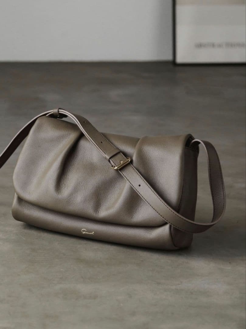 ジェムイル2wayギャザーショルダーバッグ(CE-1509) - メルカリ