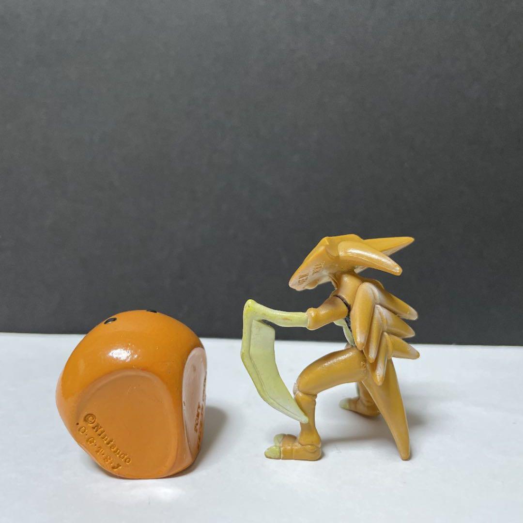 モンコレ 化石ポケモン カブト カブトプス オムスター オムナイト