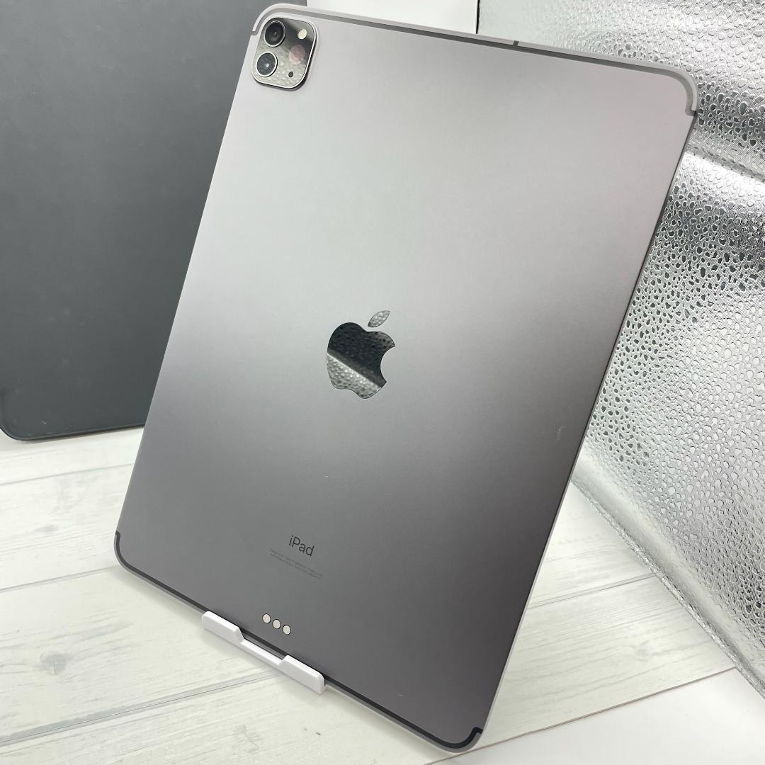 美品】セルラー iPad Pro11 第2世代 純正マジックキーボードセット
