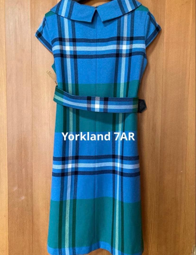 York land ヨークランド タータンチェック ウール ワンピース - メルカリ