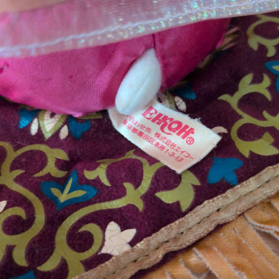 希少 ハローキティ ぬいぐるみ カーペット付き