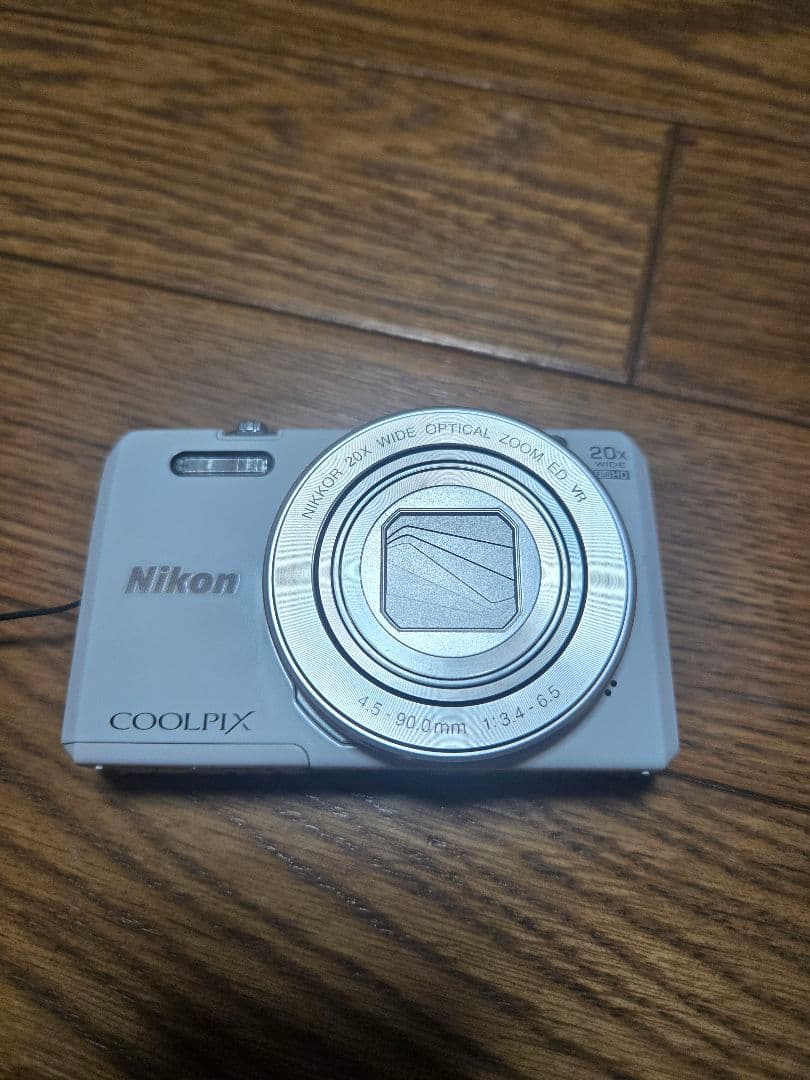 Nikon COOLPIX S7000 ホワイト Nikon Coolpix S7000, white - Compact cameras - Nordic Digital