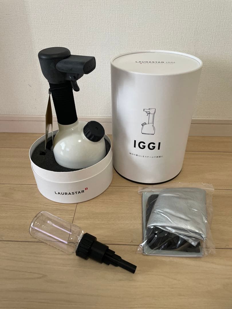 IGGI LAURASTARスチーマー IGGI is the first compact and stylish hygienic steamer.