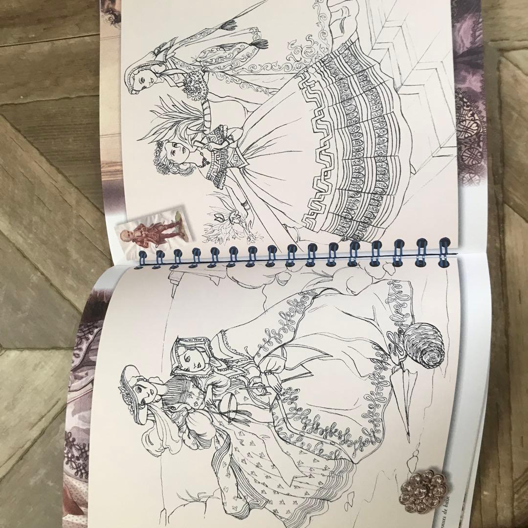 フランス パリJe colorie 塗り絵 ベルサイユ宮殿 ドレス - メルカリ