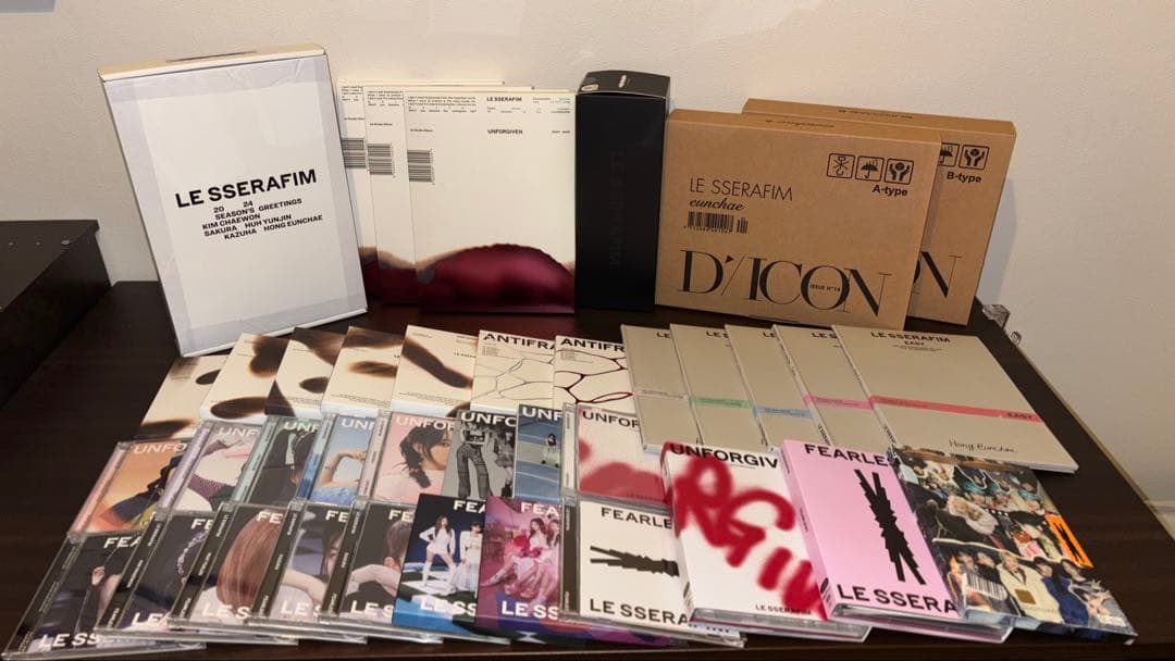 LE SSERAFIM 引退品　トレカ　アルバム　DICON シーグリ　うちわ LE SSERAFIM - ルセラフィム シーグリ 2024 抜きあり 箱無しの通販 by