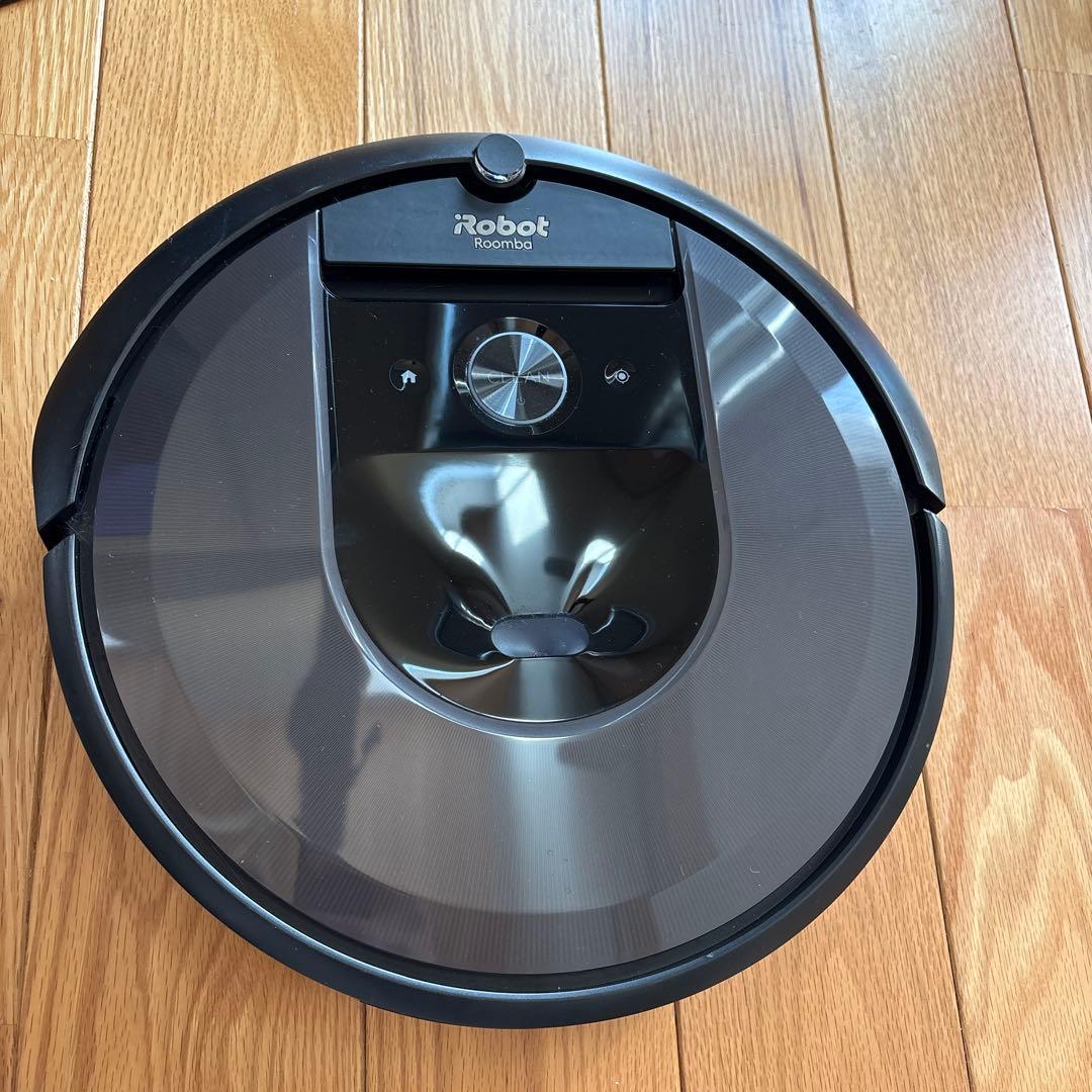 ルンバ i7＋自動ゴミ収集ベース付 動作確認済 すぐ使えます - メルカリ