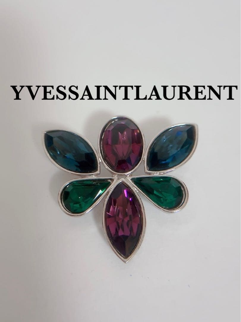 イヴサンローランYVESSAINTLAURENT ピンブローチ　ヴィンテージ 楽天市場】□極美品□ YVESSAINTLAURENT イヴサンローラン