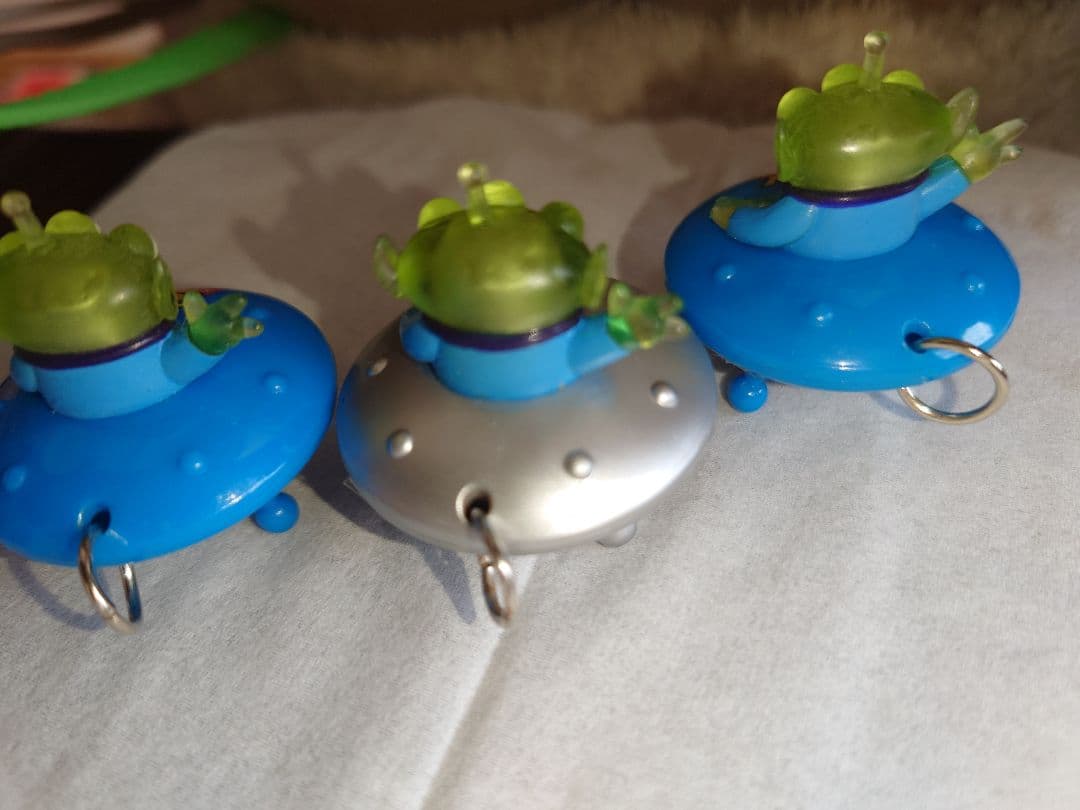 トイストーリー リトルグリーンメン 光る着信ストラップ UFO - メルカリ