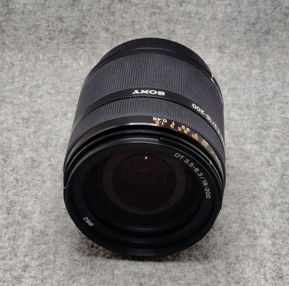 SONY DT 18-200mm F3.5-6.3 ズームレンズ