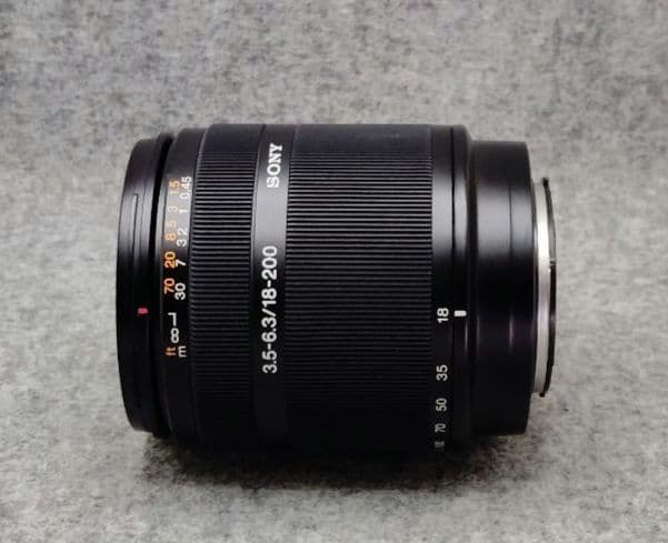 SONY DT 18-200mm F3.5-6.3 ズームレンズ