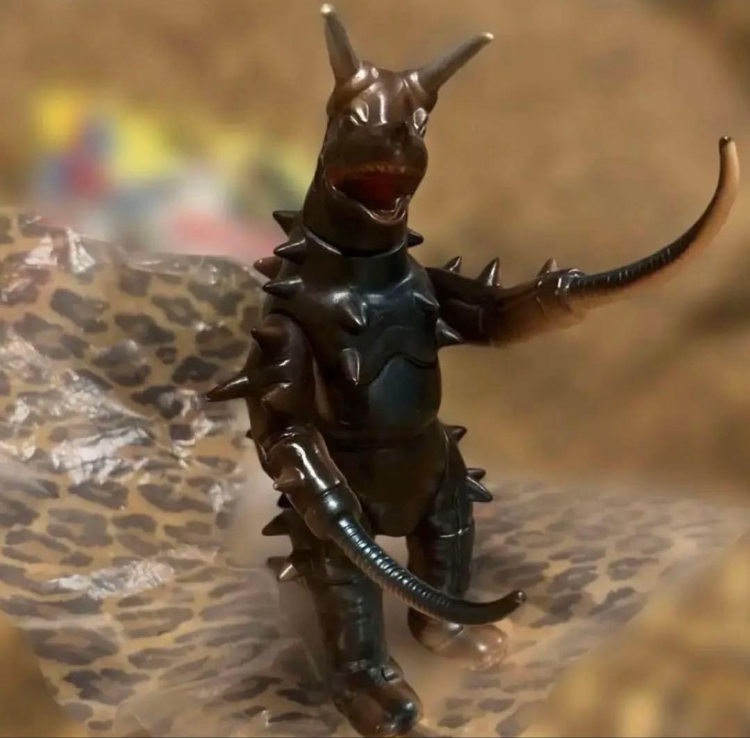 絶版 復刻版怪獣シリーズ B-CLUB グドン バンダイ ブルマァク1998