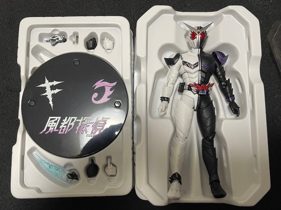 S.H.Figuarts（真骨彫製法）　仮面ライダーW ファングジョーカー