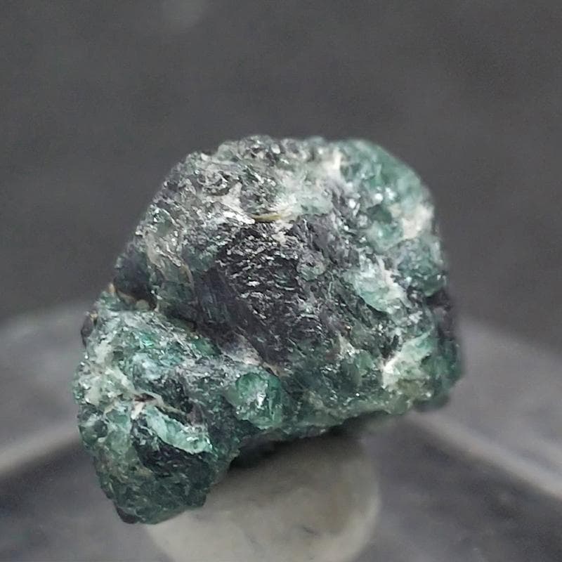 362 アレキサンドライト 原石 結晶 ジンバブエ産 - メルカリ