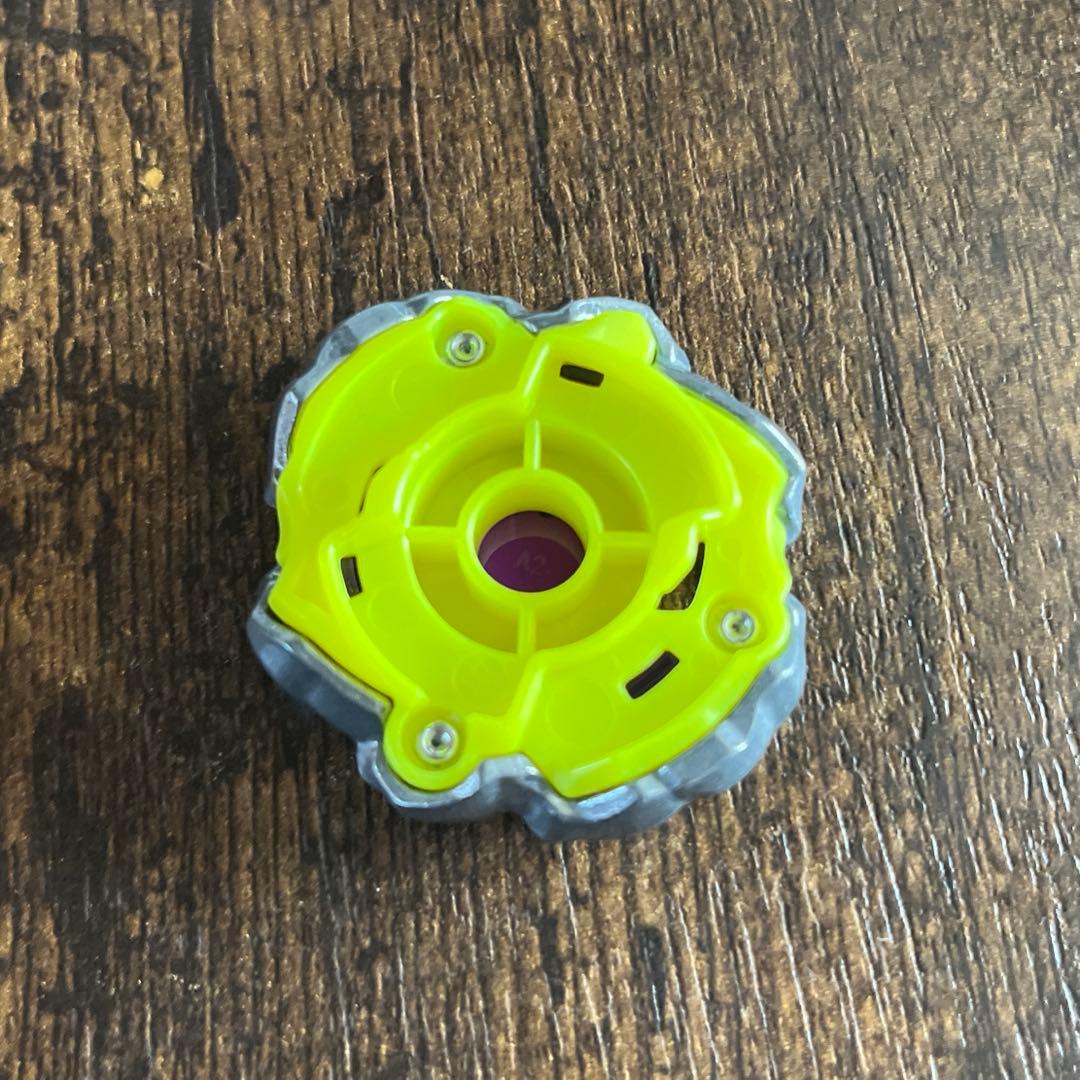 新品全サ限定ベイ】重め ベイブレードX オロチクラスタ 重量ブレード