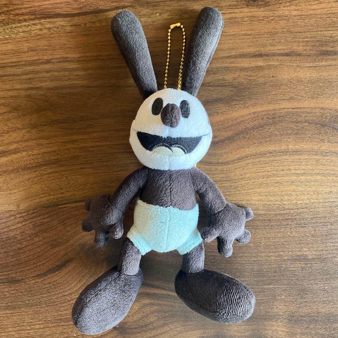 オズワルド・ザ・ラッキーラビット ぬいぐるみ キーホルダー - メルカリ