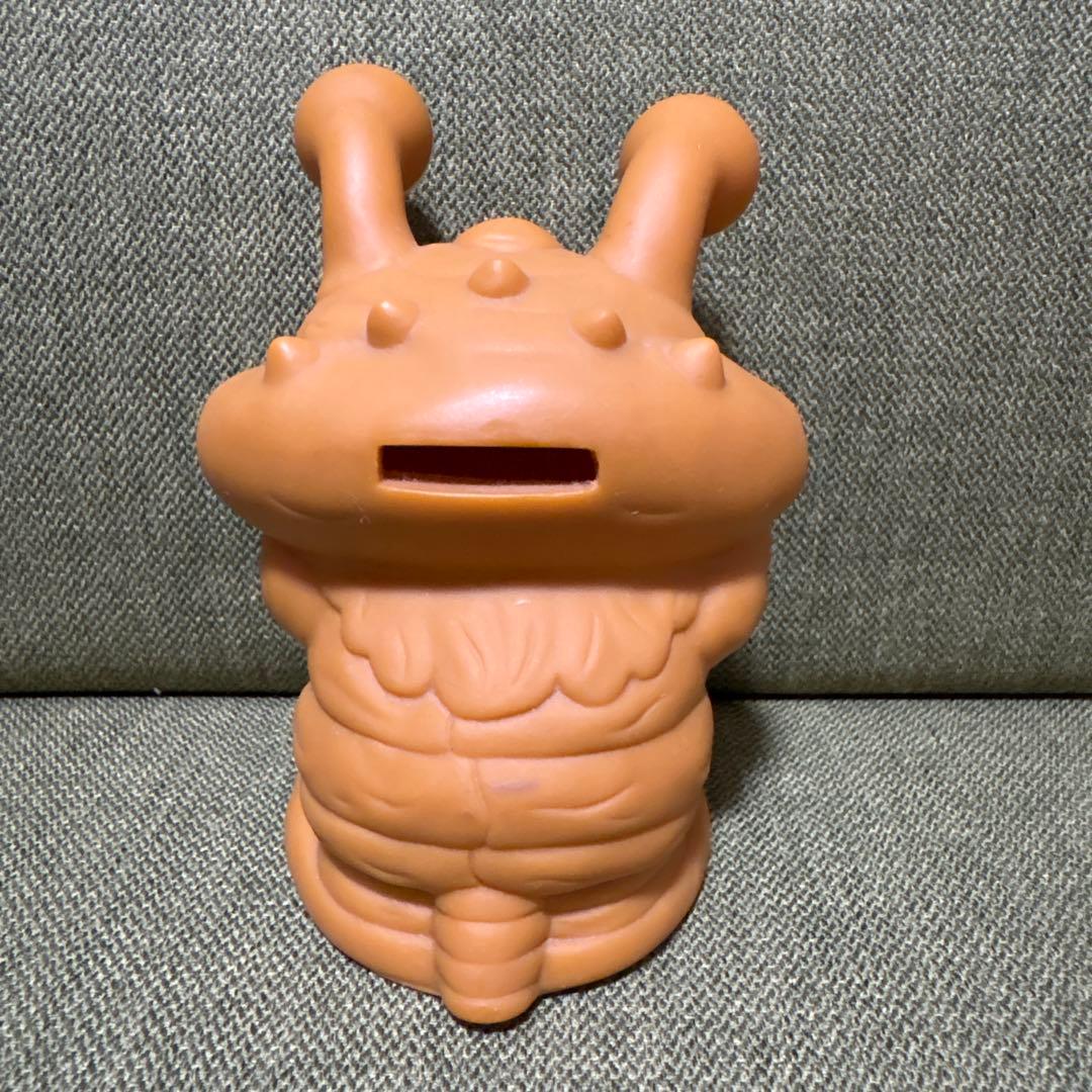 カネゴン 貯金箱 - メルカリ