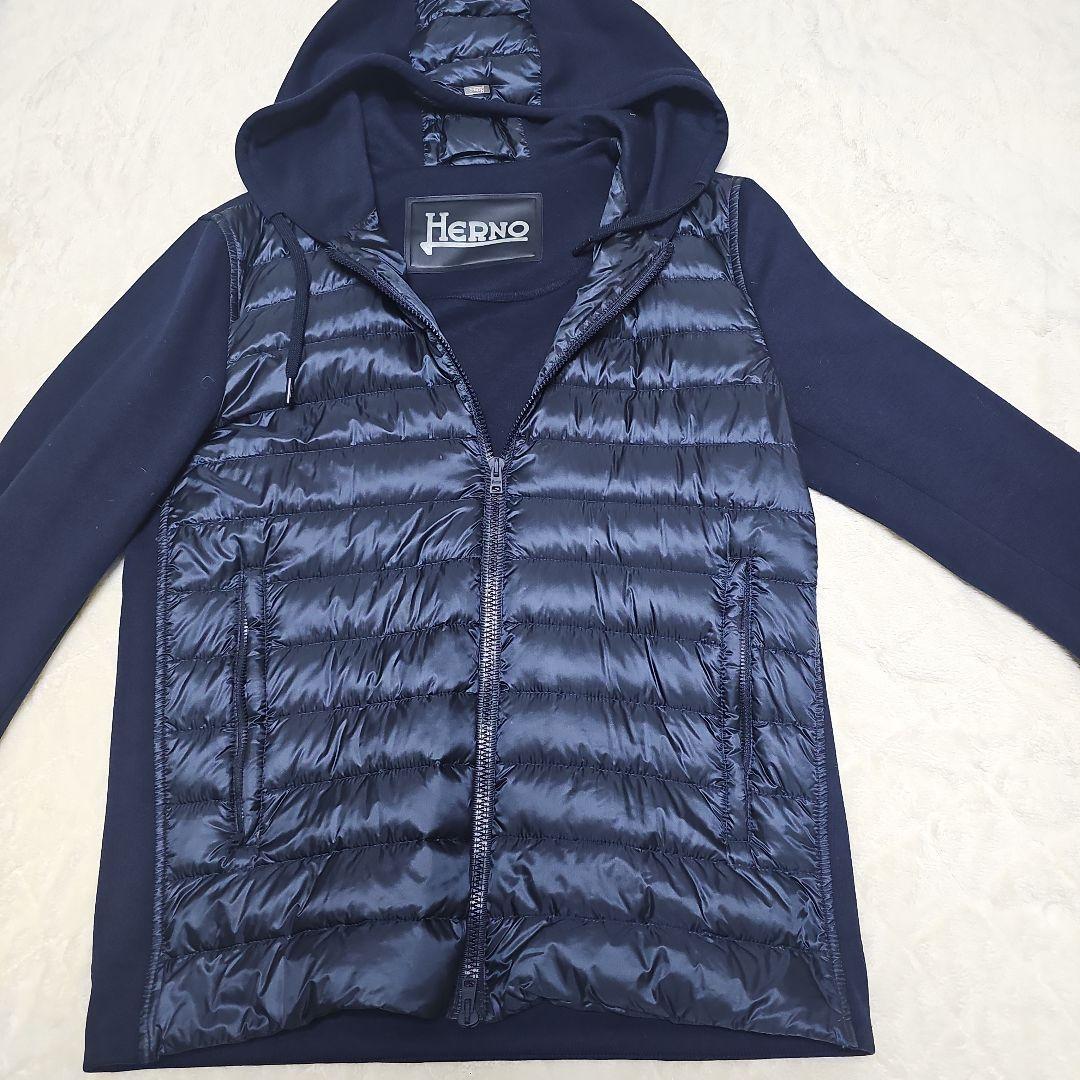 Herno ネイビー フード付きダウンジャケット HERNO（ヘルノ） ダウン ダウンジャケット ダウンコート アウター