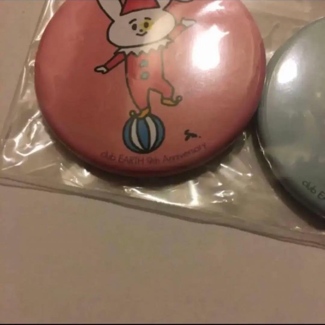 激レア✨セカオワ club EARTH9周年記念 缶バッジ グッズ - メルカリ