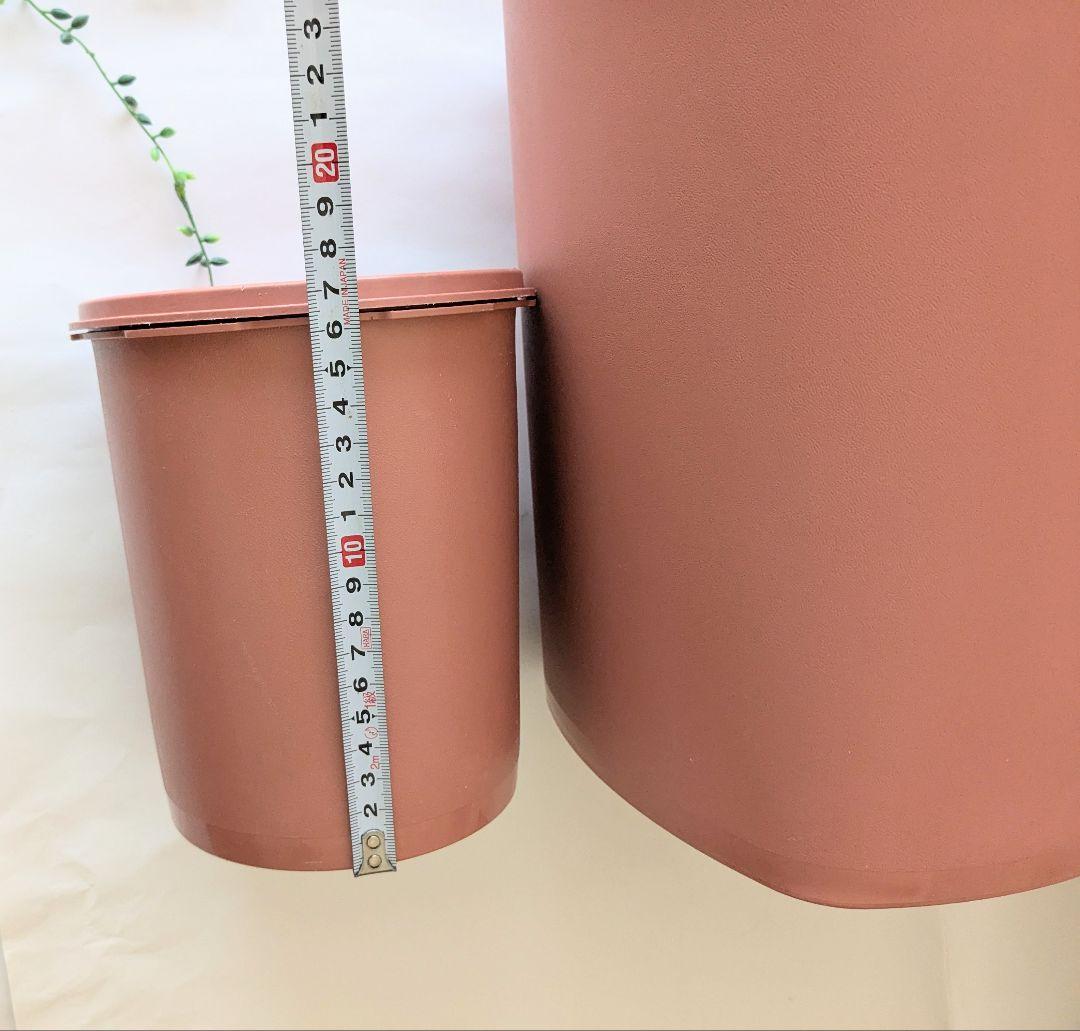 タッパーウェア マキシデコレーター 2個 フタを押すだけで簡単密閉