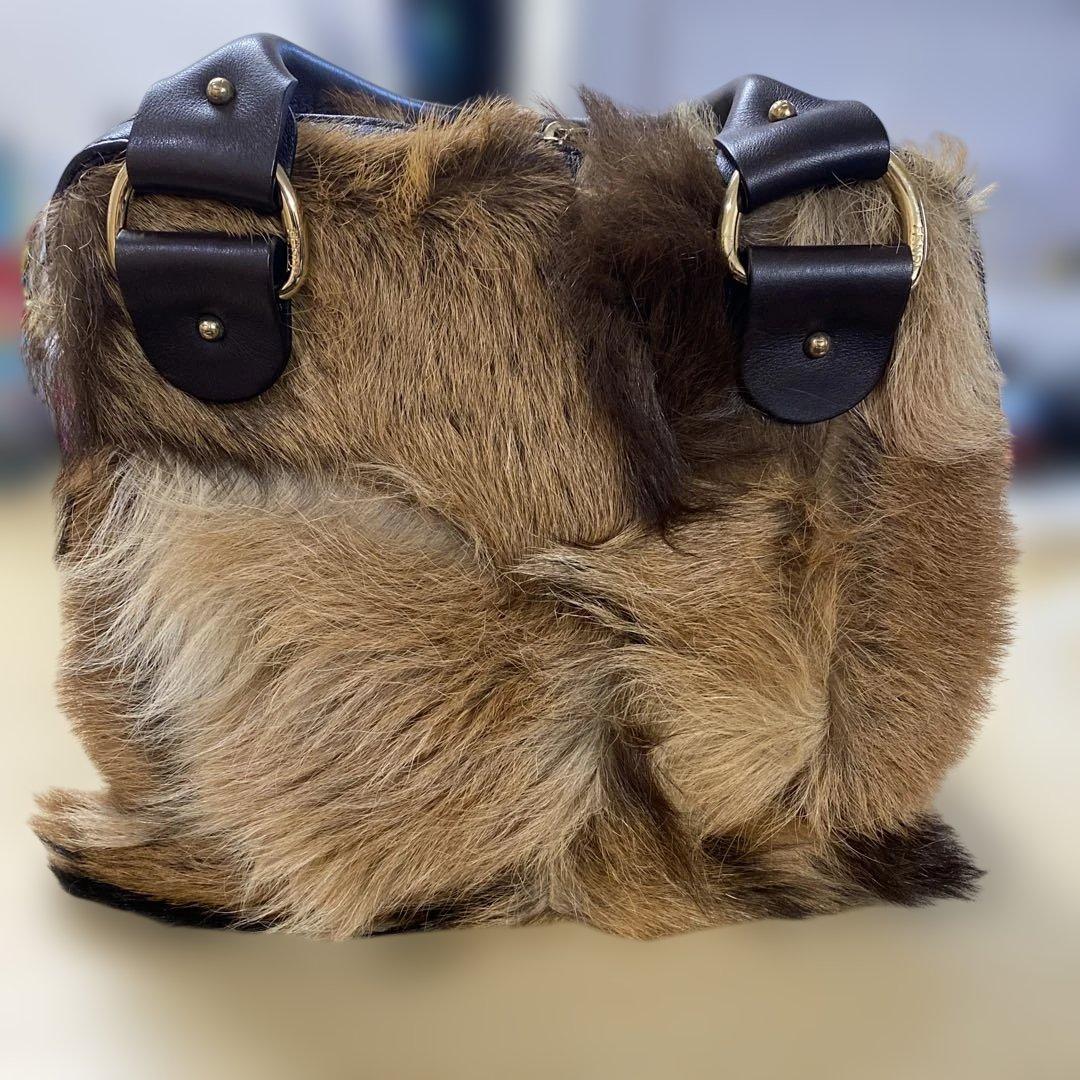 FENDI ファー ハンドバッグ 美品 中古・古着通販】FENDI (フェンディ) ファーハンドバッグ ブラウン