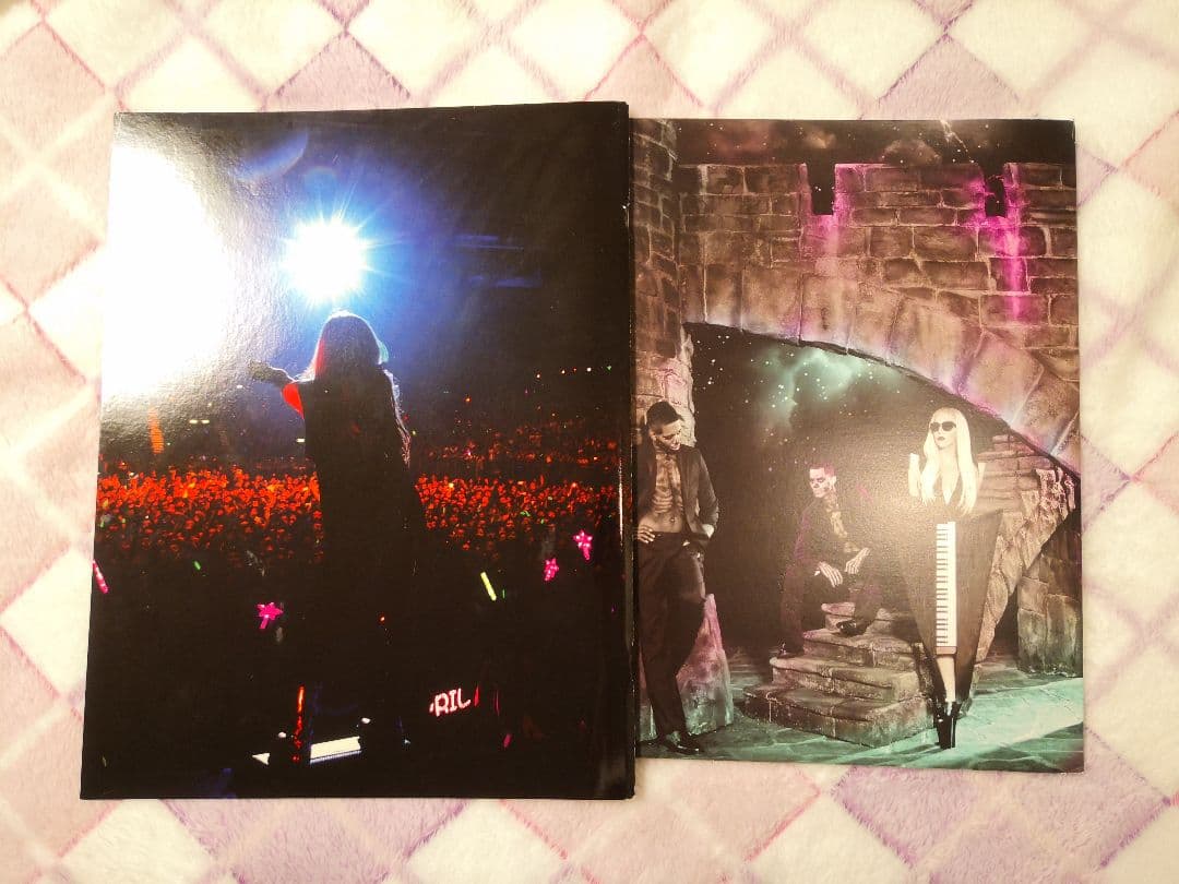 レディー・ガガ アヴリル・ラヴィーン ツアーパンフレット セット