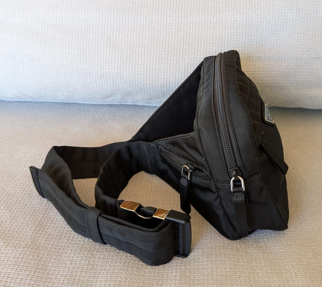 T*A様 PRADA 2VL001 プラダ ウエストポーチ ボディバッグ ブラッ