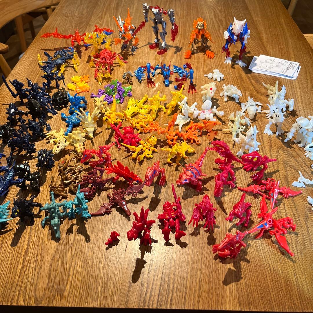 ほねほねザウルス　まとめて ほねほねザウルス（第47弾） | 玩具菓子 | カバヤ食品株式会社