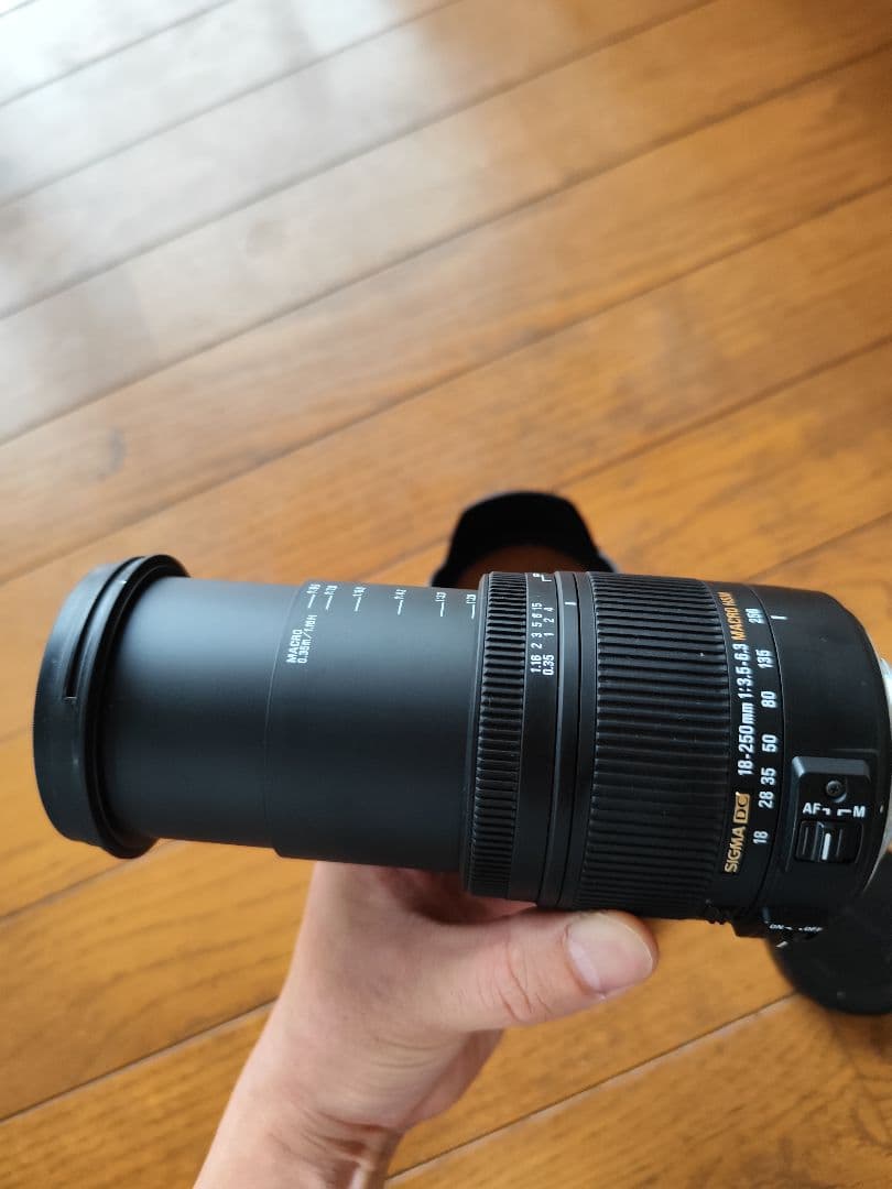 シグマ　18-250mm F3.5-6.3 DC MACRO　キヤノン