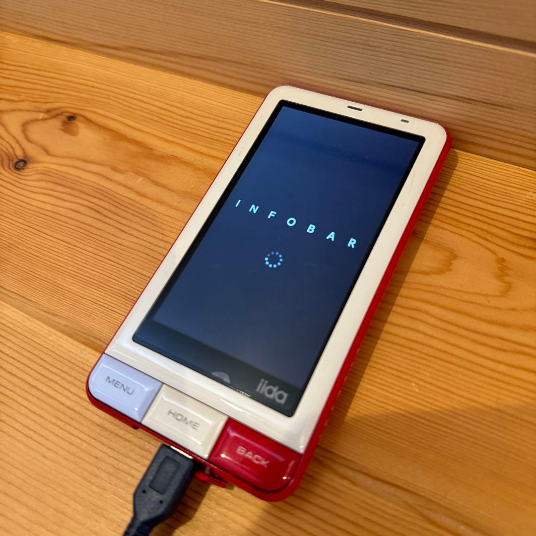 INFOBAR 錦鯉 スマートフォン - メルカリ