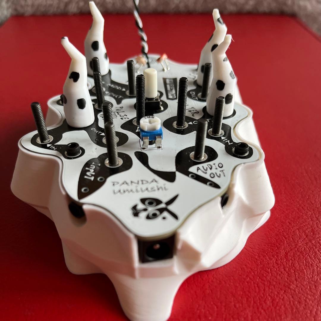 セミモジュラーシンセ Panda Umiushi /Ulu electrico