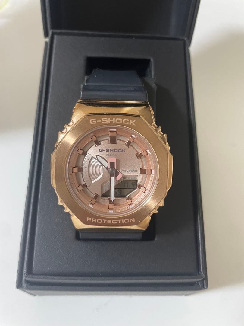 CASIOG-SHOCK GM-S2100PG-1A4JF ピンクゴールド 華やかなピンクゴールドが輝く小型の“G-SHOCK” | CASIO