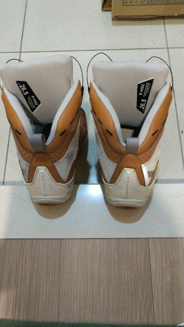 クシタニ フローシューズ 26.5cm