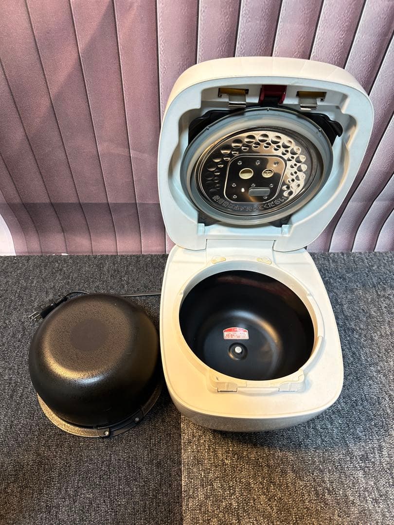 タイガー圧力炊飯ジャーJPB-H 1.0L 2014年製