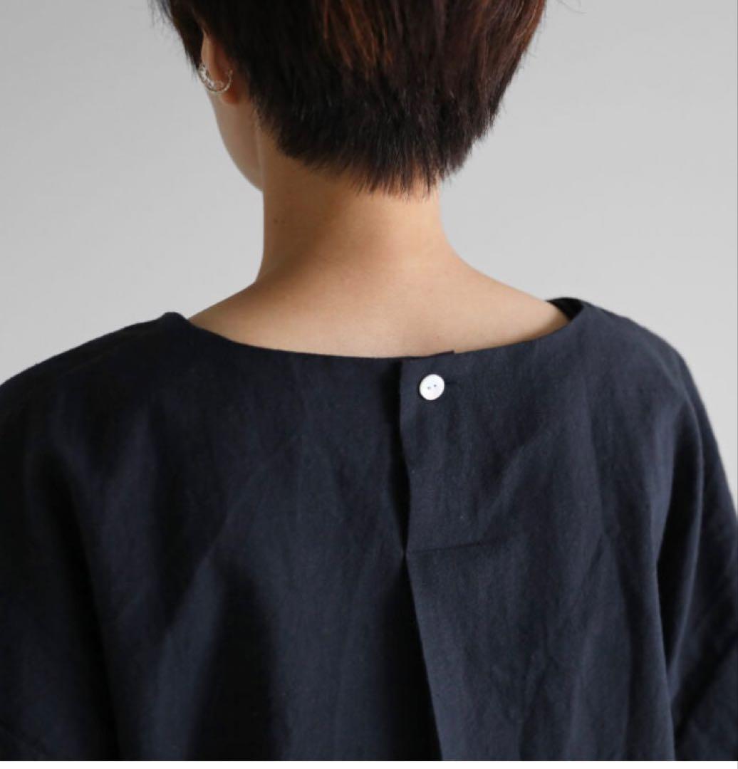 HUIS 遠州織物 レピアプルオーバー ブラックトップス U605 販売終了品