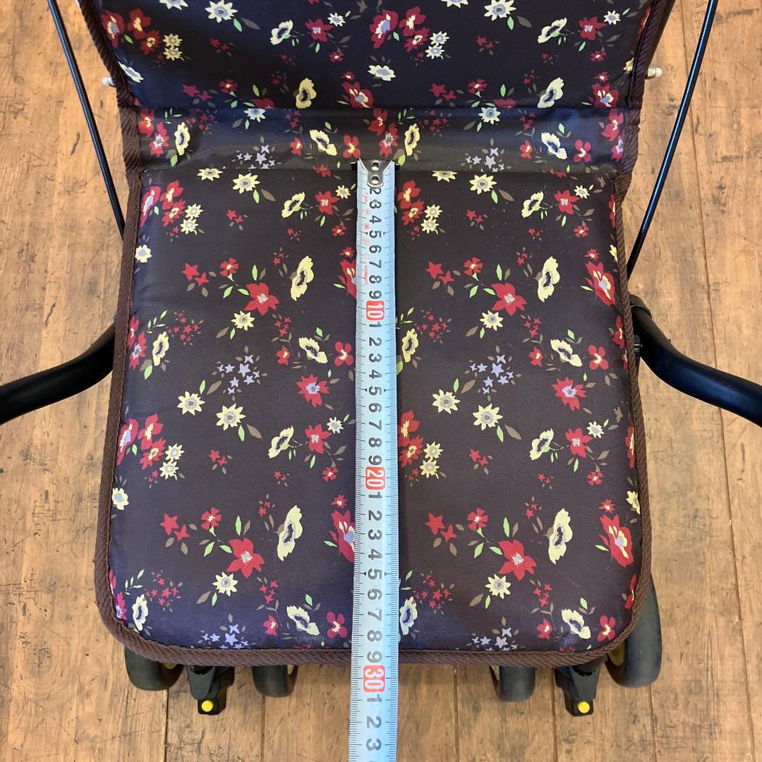 幸和 シルバーカー TacaoF 花柄 シルバーカー 座れる シニア 歩行補助