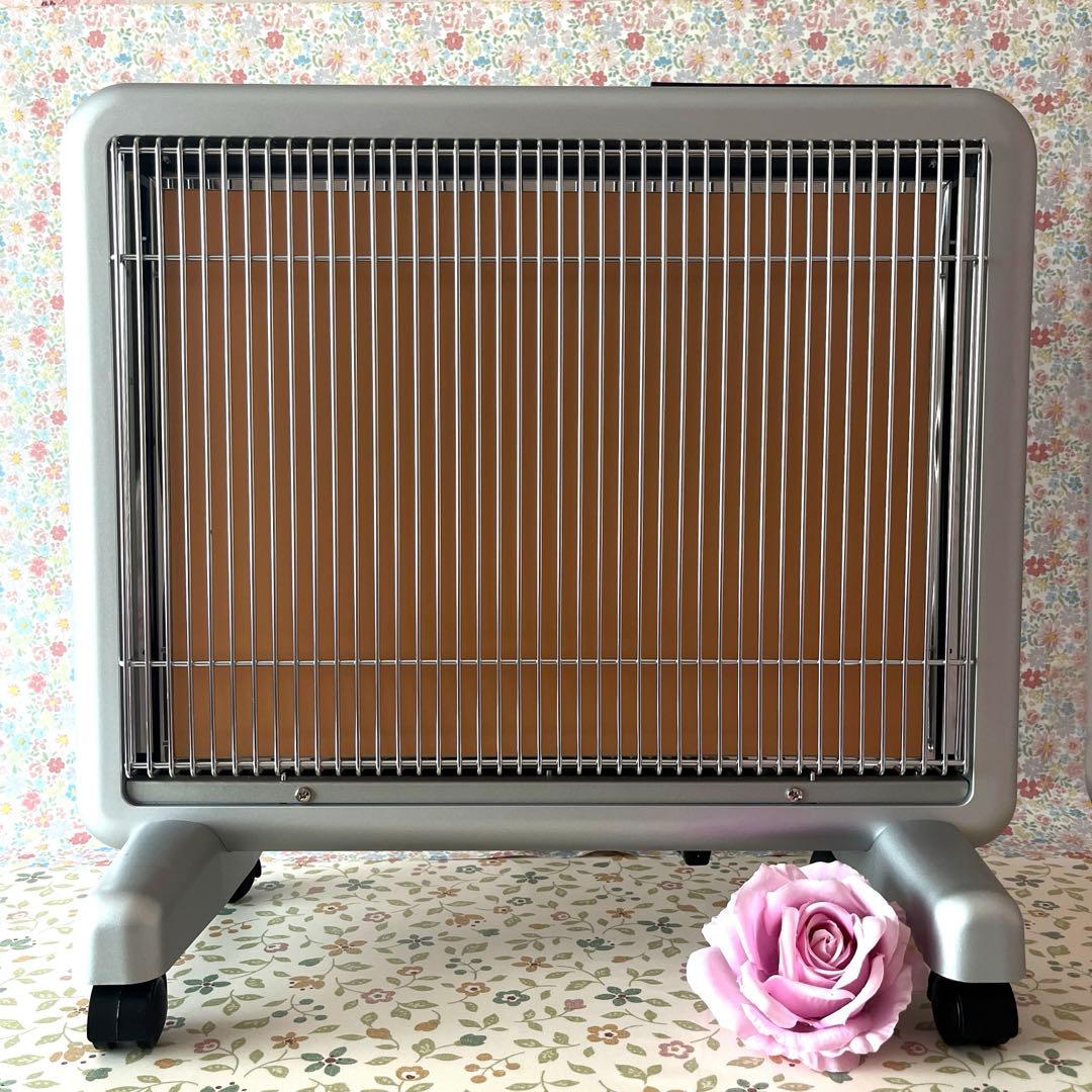 サンルミエ♡美品♡E800L-TM3♡タイマー付 遠赤外線暖房器サンルミエ E800L-TM3タイマー付き ピュアホワイト