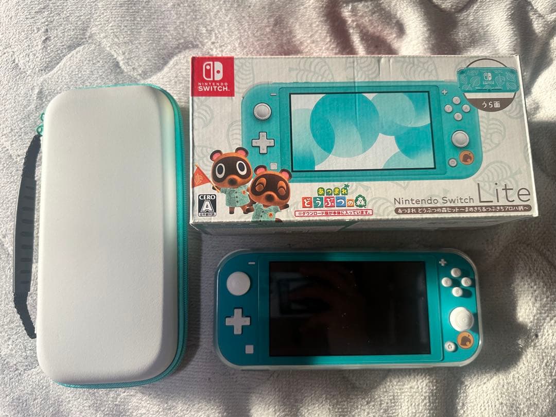 Nintendo Switch Lite あつまれどうぶつの森ver 本体 あつまれ どうぶつの森」デザインのNintendo Switch Liteが11月3日に