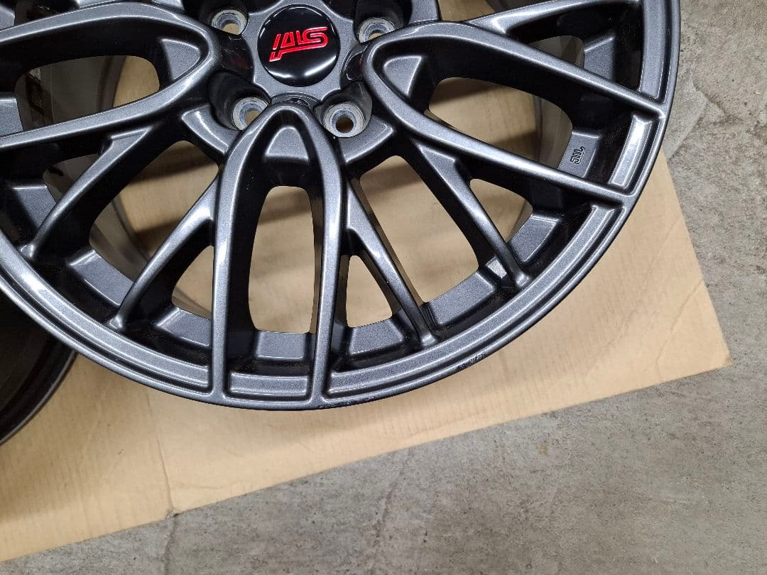 【極上品】スバル WRX STI 純正 18インチ 8.5J ホイール 4本