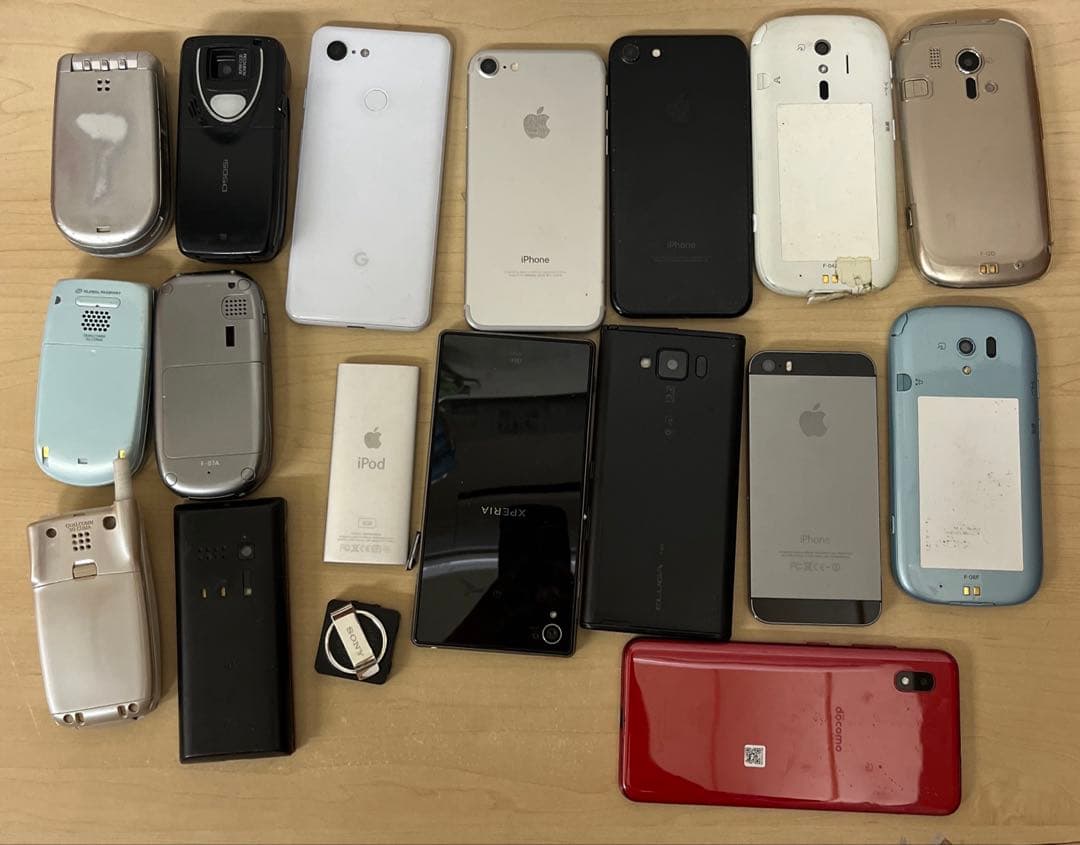 スマホ•ガラケー•タブレットまとめ売り(ジャンク品) - メルカリ