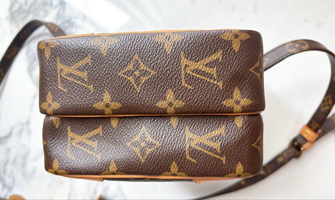 極美品】ルイヴィトン アマゾン モノグラム ショルダーバッグ クロス